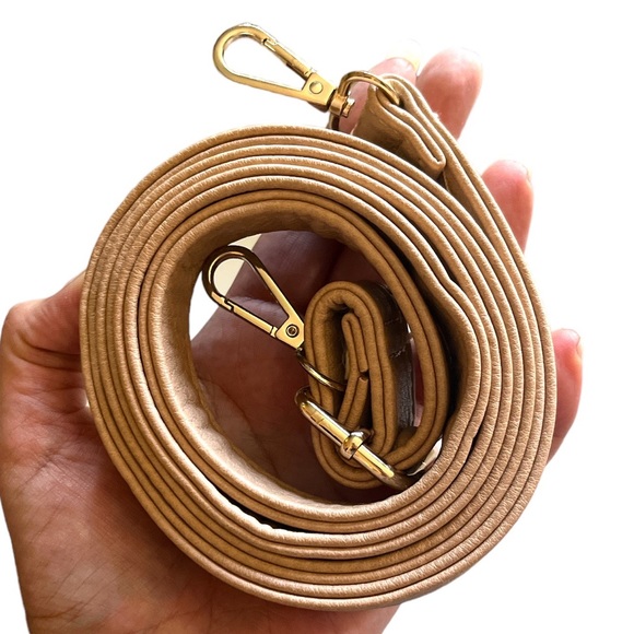 Beige Leather Replacement Purse or Bag Strap with Gold Hardware 128 cm - Picture 1 of 3
